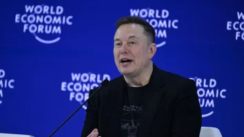 Elon Musk dă în judecată Comisia Europeană și contestă amenda record de 120 de milioane de euro