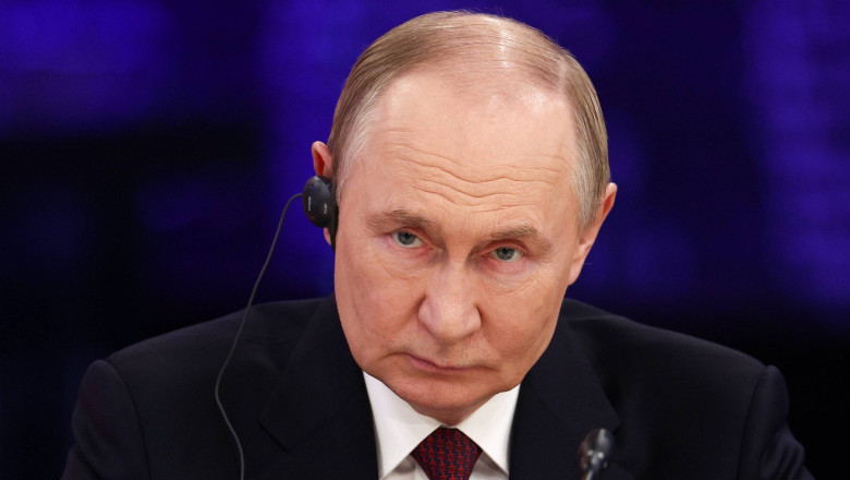 Jeffrey Epstein a încercat ani la rând să obțină o întâlnire cu Vladimir Putin, arată documente DOJ