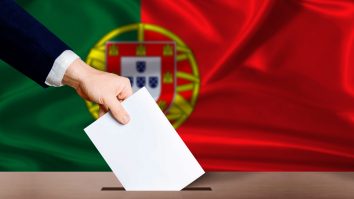 Portughezii votează în turul al doilea al alegerilor prezidențiale. Favoritul socialist, Antonio José Seguro, se confruntă cu liderul de extremă dreaptă, André Ventura
