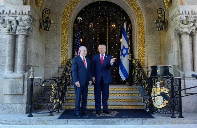 Netanyahu se va întâlni miercuri la Washington cu Trump pentru a discuta negocierile SUA cu Iranul. Ministrul iranian de Externe amenință bazele americane din regiune