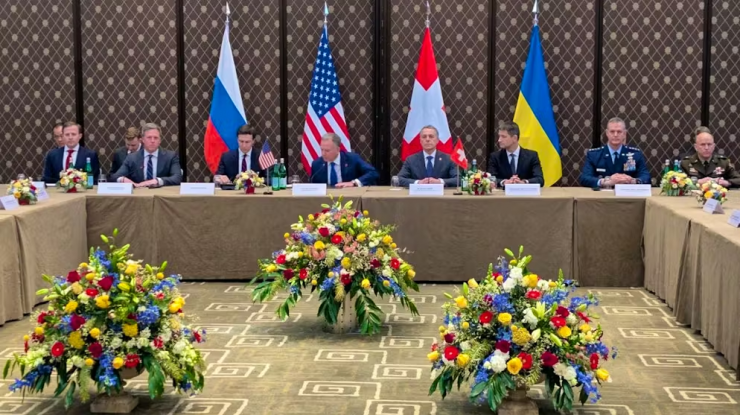 Ucraina anunță că o nouă rundă de negocieri cu Rusia, mediată de SUA, ar putea avea loc pe 26-27 februarie. Kremlinul nu confirmă