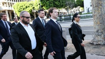 Mark Zuckerberg depune mărturie în instanță. CEO-ul Meta este acuzat că nu a protejat copiii pe platformele sale și a „prioritizat profitul” în cadrul primului proces privind dependența de rețelele sociale