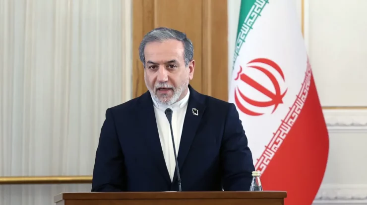 Ministrul iranian de Externe afirmă că Iranul poate alege un nou lider suprem în „una sau două zile”, după moartea lui Ali Khamenei. Abbas Araghchi: „Războiul este impus de SUA și Israel”