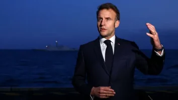 Macron spune că Franța „evaluează opțiuni” pentru deblocarea Strâmtorii Ormuz prin implicarea ONU