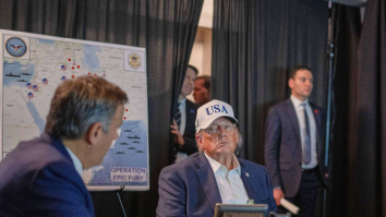 Trump spune că nu exclude trimiterea de trupe terestre în Iran „dacă va fi necesar”: „Operațiunea Epic Fury merge extraordinar. Îi facem praf”