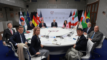 LOPJH2GLPVAWHHZI677ADU2ZLY