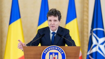 Nicuşor Dan respinge inițiativa Franței privind descurajarea nucleară: „Nu se pune problema să găzduim elemente nucleare pe teritoriul României”. Florin Jipa: „A luat decizia singur, fără să se consulte cu CSAT, cu Coaliția, cu Parlamentul”