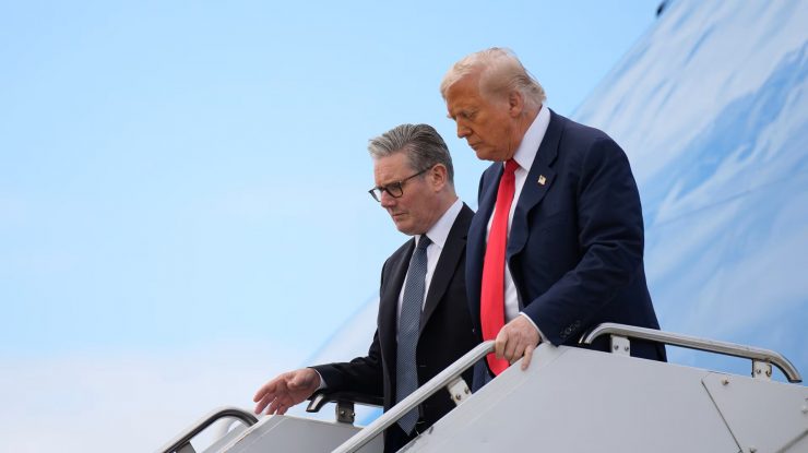 Marea Britanie permite Statelor Unite să utilizeze bazele militare britanice în operațiunile împotriva Iranului din Strâmtoarea Ormuz. Decizia vine la câteva ore după ce Trump a criticat din nou NATO