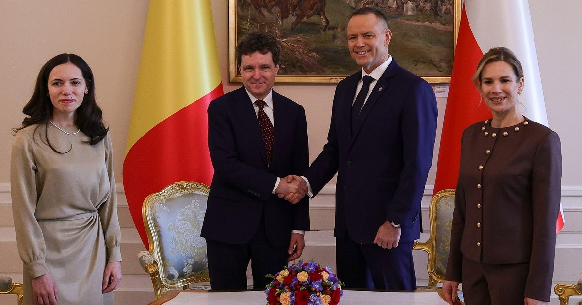 Președintele Nicușor Dan s-a întâlnit cu Karol Nawrocki: „Nu o să plângem Republica Islamică Iran. Nu am convocat CSAT în legătură cu situația din Orientul Mijlociu. România, ca toate țările NATO, este sub umbrela nucleară oferită de SUA”