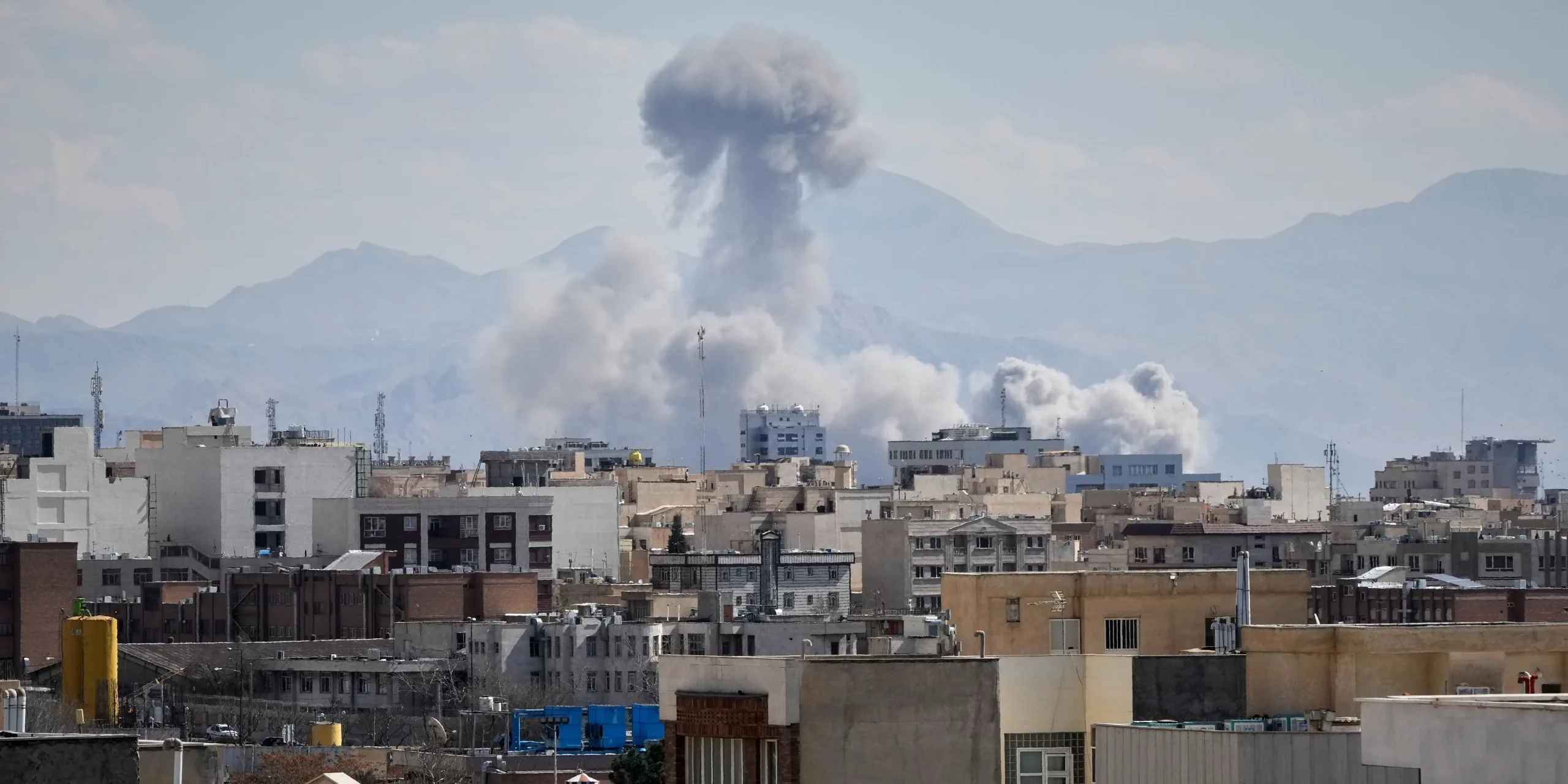 Statele Unite și 6 națiuni arabe condamnă „atacurile nesăbuite ale Iranului asupra civililor din regiune”. Ce scrie în declarația comună