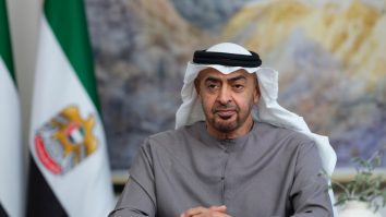 Președintele Emiratelor Arabe Unite numește pentru prima dată Iranul „inamicul țării”, în timp ce Iranul continuă să atace ținte din EAU: „Suntem în stare de război. Nu vă lăsați înșelați de faptul că avem o țară frumoasă, model. Suntem puternici”