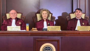 Curtea Consituțională a României respinge sesizările AUR privind legile bugetului