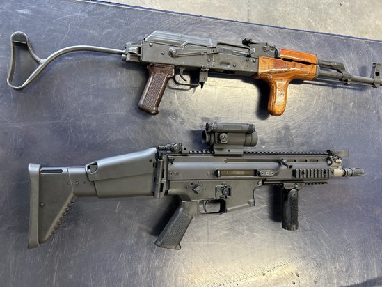 De la Kalaşnikov la FN SCAR-H? MApN are un program de înarmare ambiţios, prin care vrea să revitalizeze industria de apărare şi să înarmeze întreaga Armată. Ce propune FN Herstal