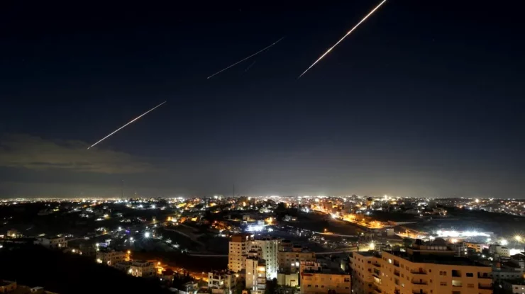 Iranul a lansat un nou val de atacuri cu rachete și drone în Orientul Mijlociu