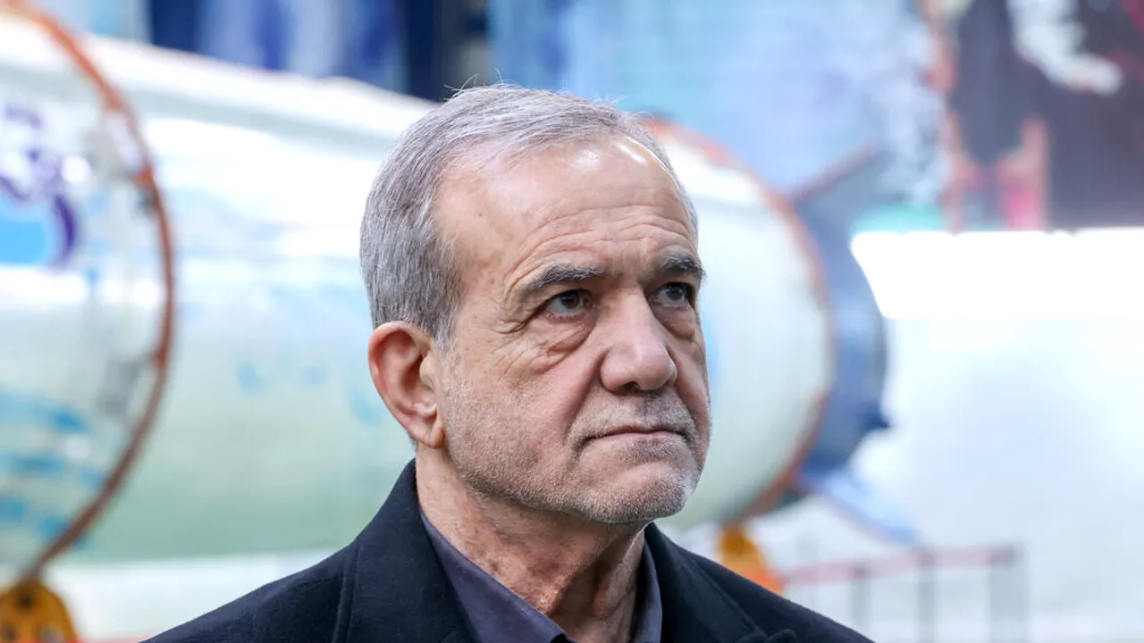 Președintele Iranului acuză SUA și Israel că au declanșat un război împotriva musulmanilor. Masoud Pezeshkian cere răzbunare după uciderea lui Ali Khamenei