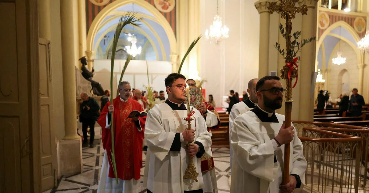 Israel a oprit liderii catolici din a participa la slujba de Florii din Biserica Sfântului Mormânt de la Ierusalim „pentru prima dată în secole”