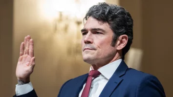 FBI îl investighează pe Joe Kent, fostul Șef al Centrului Național de Contraterorism, după ce a dezvăluit că războiul din Iran „a fost decizia Israelului”. Kent și-a dat demisia în semn de protest: „Iranul nu era o amenințare iminentă pentru țara noastră”