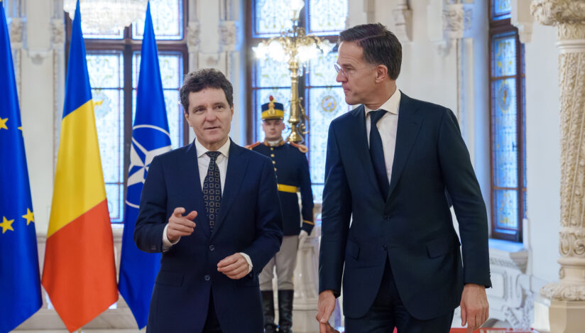 Nicușor Dan s-a întâlnit cu Mark Rutte, la sediul NATO. Rutte: „Putem să ne bazăm pe România, iar România poate întotdeauna să se bazeze pe NATO”. Nicușor Dan, despre trupele SUA de la Kogălniceanu: „Suntem aliați atunci când partenerul nostru are nevoie”