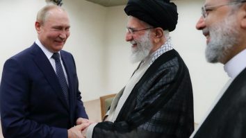 Vladimir Putin îl felicită pe noul Lider Suprem al Iranului: „Moscova va oferi sprijin neclintit pentru Teheran și solidaritate cu prietenii noștri iranieni”