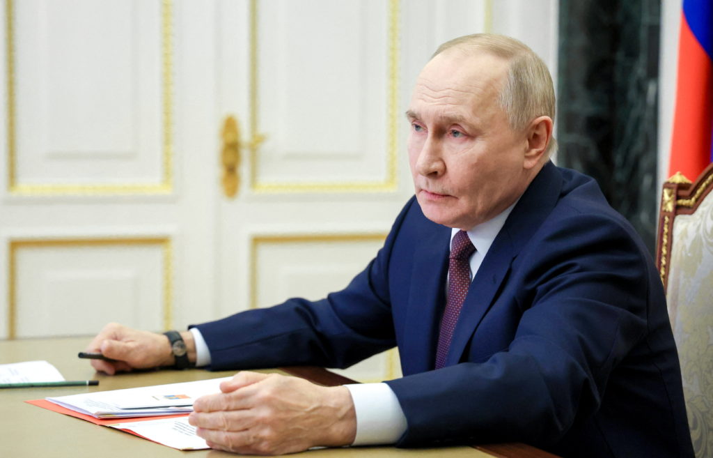 Rusia trimite ajutor Iranului la ordinul lui Putin. Peste 13 tone de ajutoare medicale au fost livrate prin Azerbaijan