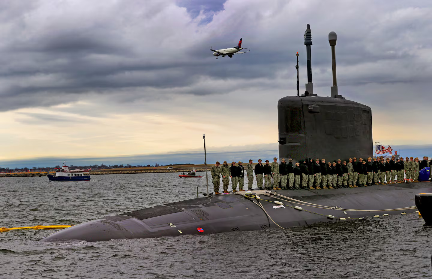 Statele Unite au lansat oficial cel mai nou submarin de atac al Marinei. Unde se îndreaptă USS Massachusetts