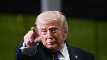 Iran joacă ultima carte împotriva Statelor Unite. Liderul Suprem Mojtaba Khamenei: „Dacă suportați petrol la 200$, continuați să vă jucați”. Florin Jipa, editor șef la Monitorul Apărării și Securității: „Rusia va primi o gură de oxigen”