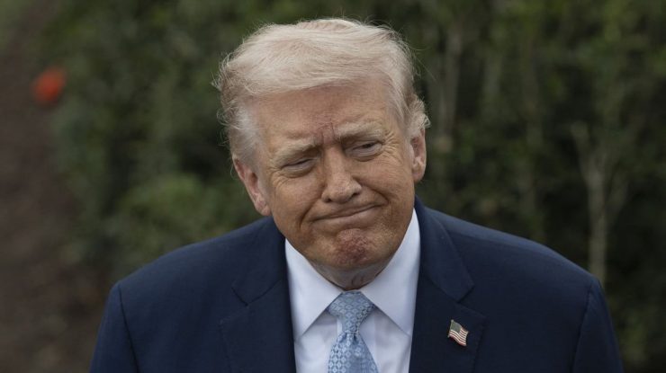 Prețul petrolului a scăzut cu 13% după ce Trump a anunțat suspendarea atacurilor asupra infrastructurii energetice a Iranului