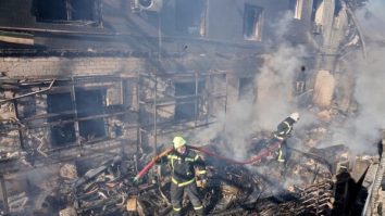 Rusia intensifică atacurile asupra Ucrainei chiar înainte de negocierile de pace cu Statele Unite de la Miami