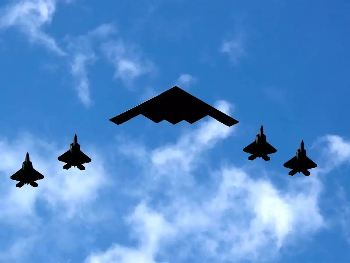 O dronă a lovit un important complex diplomatic al Statelor Unite din Irak. Atacul a avut loc lângă aeroportul din Bagdad