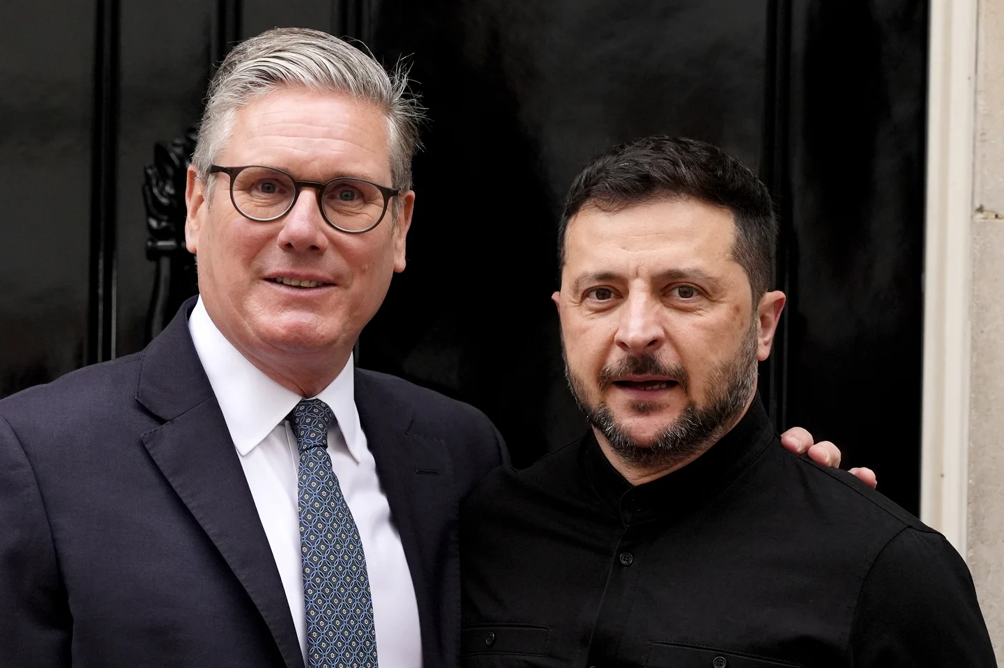 Marea Britanie semnează un nou acord de apărare anti-dronă cu Ucraina