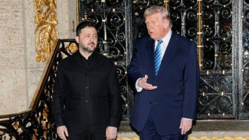 Trump pune presiune pe Ucraina să cedeze Donbasul Rusiei, afirmă Zelenski
