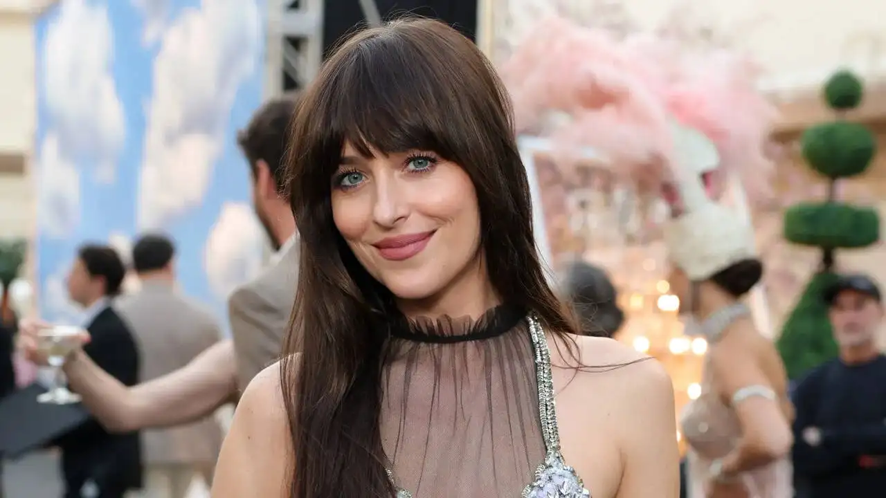 Dakota Johnson spune că a pierdut un rol după ce a fost considerată „arogantă”. Actrița a povestit că a salutat echipa, a dat proba, iar apoi a plecat