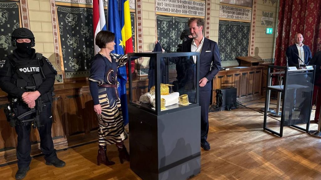 37a355e7 1296 3f97 84d9 1672f7d3b7cd