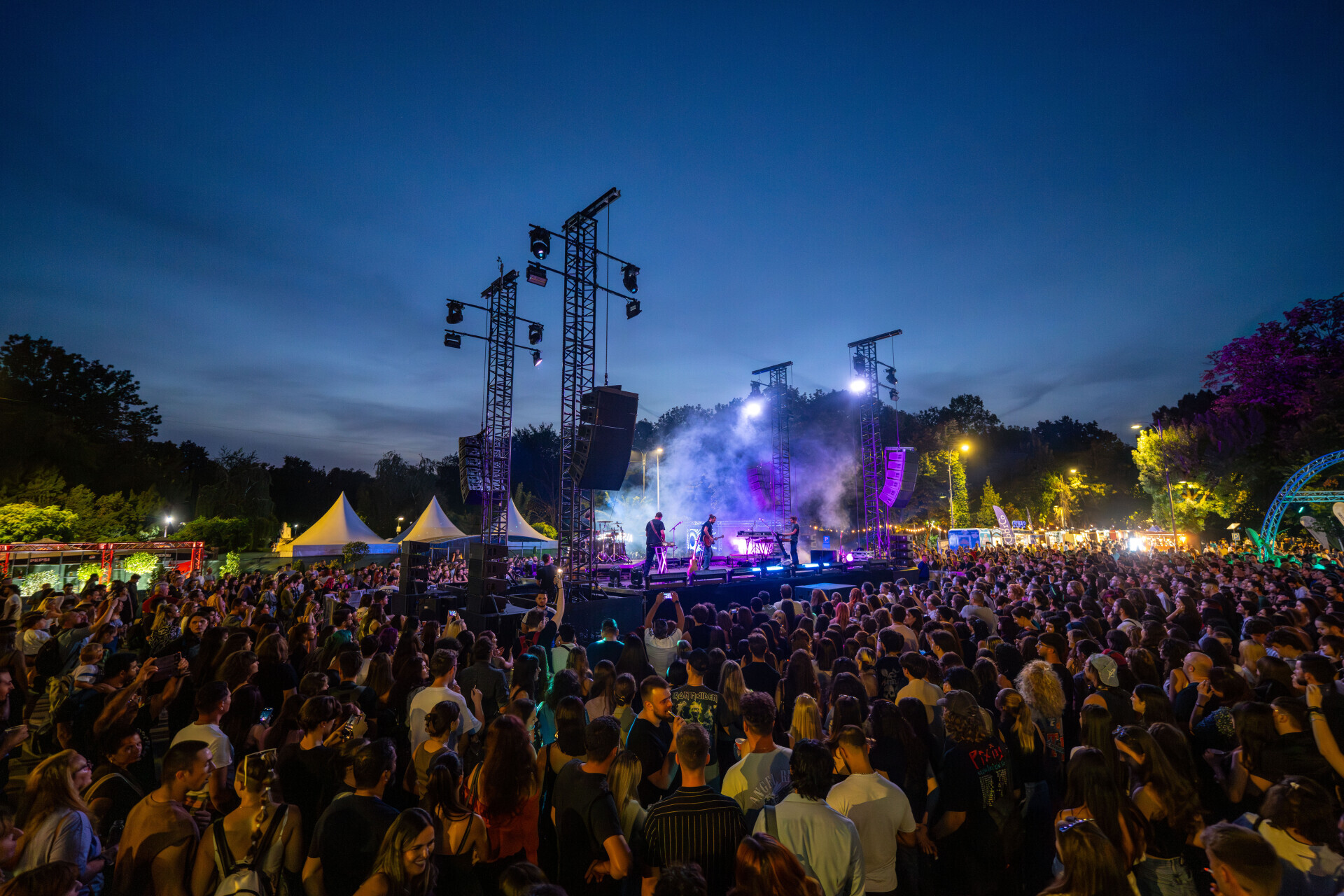 Ce faci în weekend? Festivaluri, concerte, expoziții și tururi ghidate te așteaptă în București, Cluj, Iași sau Timișoara