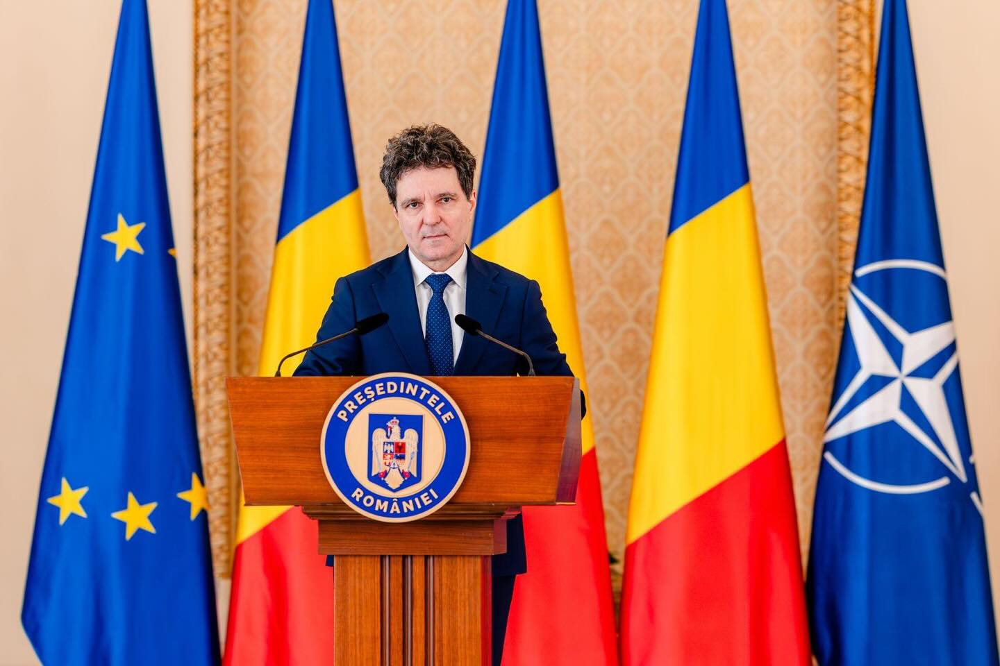 Nicușor Dan, după consultările cu partidele din Coaliție: „Suntem, evident, într-o criză politică. În orice formulă politică, majoritară sau minoritară, vom avea nevoie de dialog între forțele politice pro-occidentale”