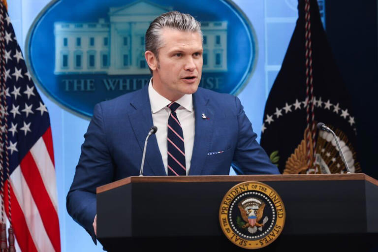Șeful Pentagonului avertizează Iranul că Armata SUA este „pregătită să reia atacurile în orice moment”. Hegseth: „Statele Unite au cerut regimului iranian să aleagă în mod înțelept”