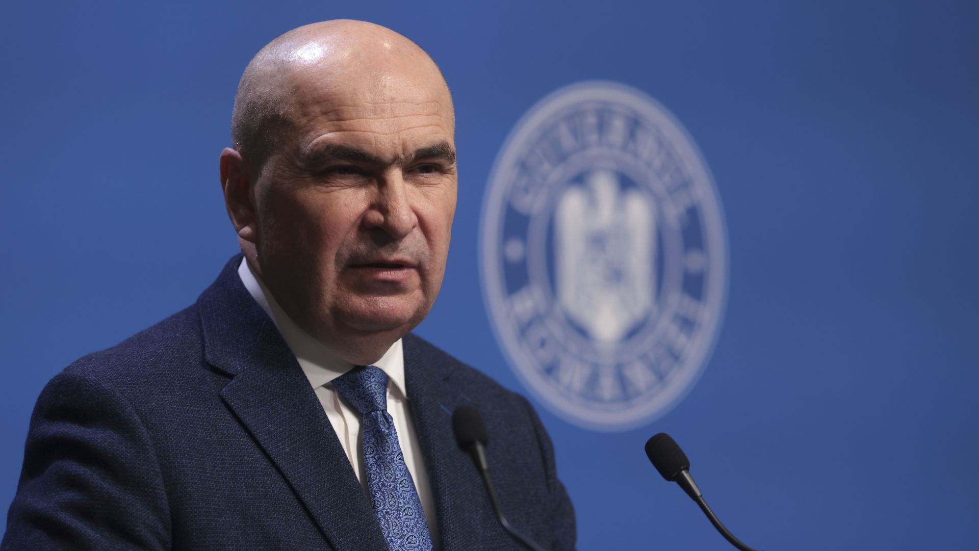 Ilie Bolojan anunță că nu demisionează și „își asumă în continuare mandatul de Premier”