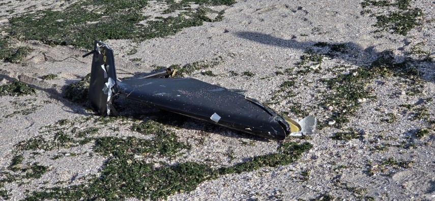 O aripă de dronă a fost găsită pe o plaja dintre Tuzla și Costinești