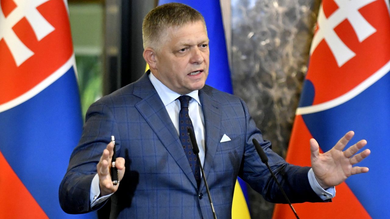 Robert Fico, blocat de statele baltice. Care sunt țările care i-au refuzat premierului slovac zborul către Rusia