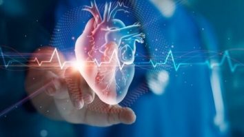 Cardiologist,Doctor,Examine,Patient,Heart,Functions,And,Blood,Vessel,On