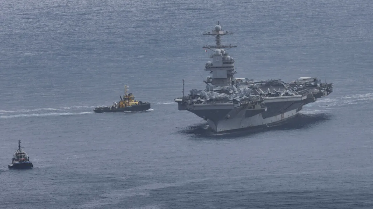 John Phelan, secretarul Marinei SUA, a demisionat în plină blocadă navală împotriva Iranului