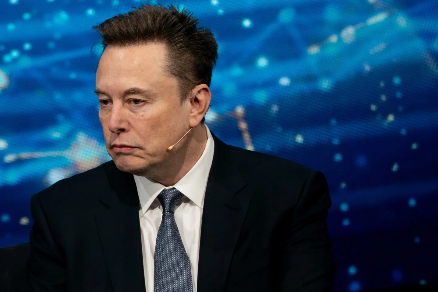 SpaceX depune cererea pentru listarea la bursă: Oferta publică l-ar putea transforma pe Elon Musk în primul trilionar din lume