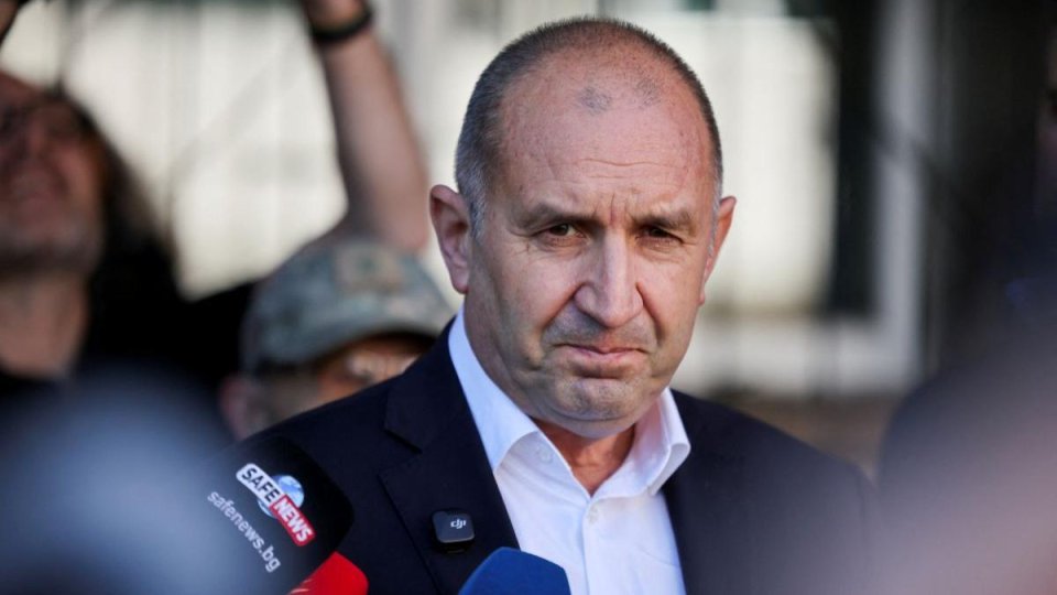 Partidul lui Rumen Radev promite stabilitate: Bulgaria rămâne în UE, NATO și zona euro