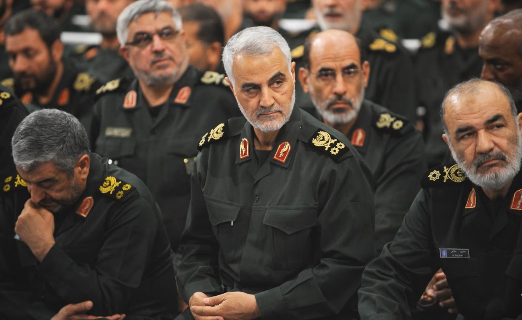 Statele Unite le-au arestat pe nepoata și strănepoata lui Qasem Soleimani, Generalul iranian ucis la ordinul lui Trump în 2020: „Trăiau o viață de lux în Los Angeles, în timp ce sprijineau regimul terorist iranian”