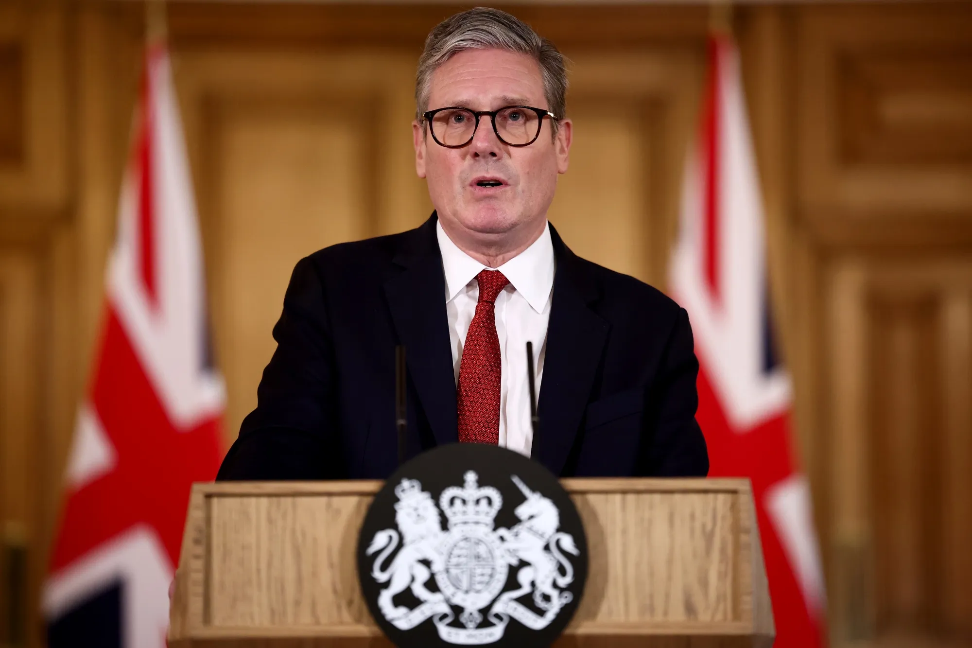 Premierul britanic Keir Starmer răspunde amenințărilor lui Trump de a retrage SUA din NATO și criticilor la adresa Regatului Unit: „Nu vom fi atrași în acest război. Nu este războiul nostru și nu este în interesul național”