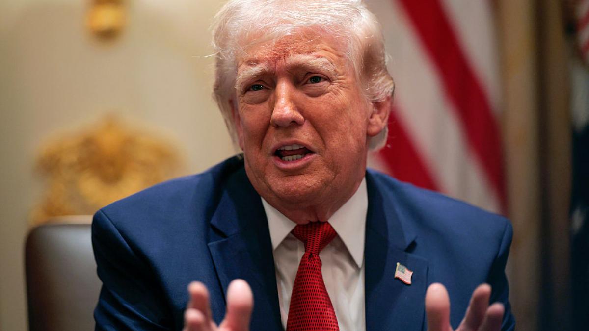 Prețul petrolului a crescut după ce Trump a anunțat că va bloca trecerea prin Strâmtoarea Ormuz