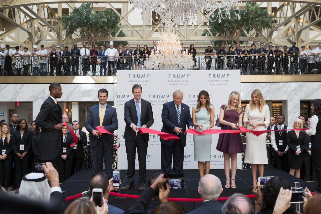 03TRUMPKIDS 1 superJumbo