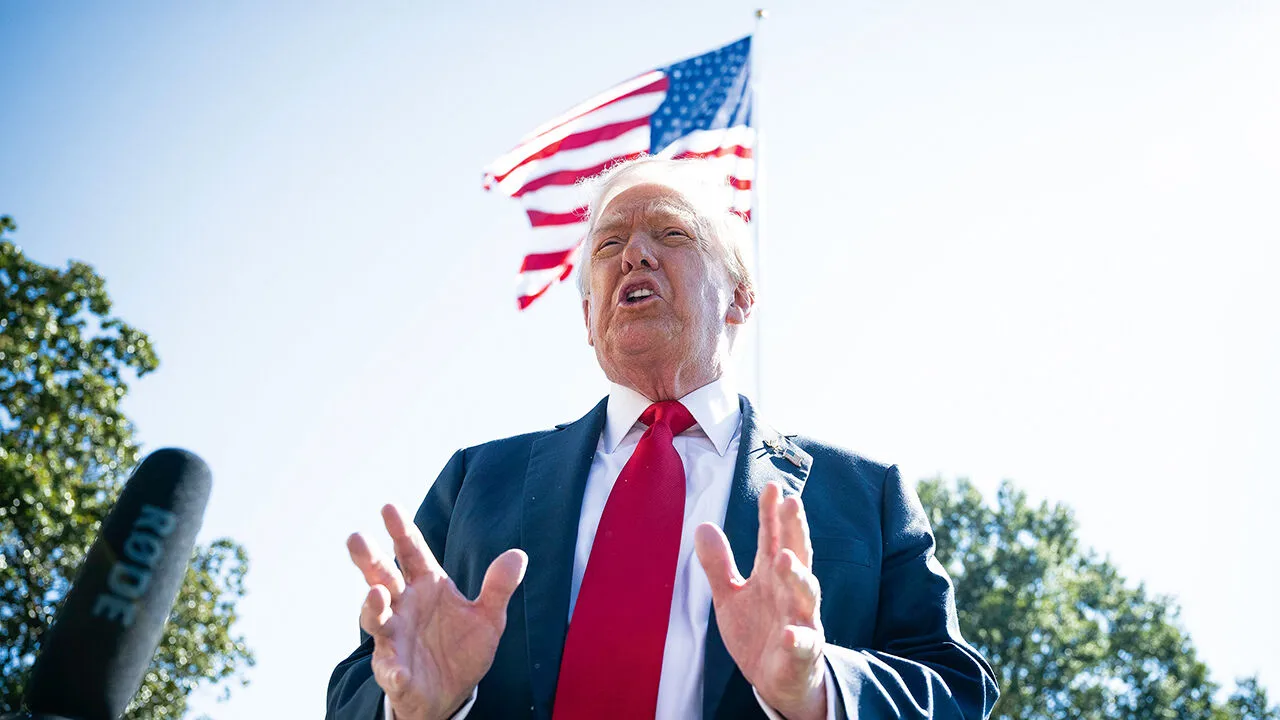 Trump anunță că amână atacurile asupra Iranului programate pentru marți, la cererea aliaților din Orientul Mijlociu: „Dacă nu ajungem la un acord, am instruit Armata SUA să pregătească o ofensivă completă, de amploare”
