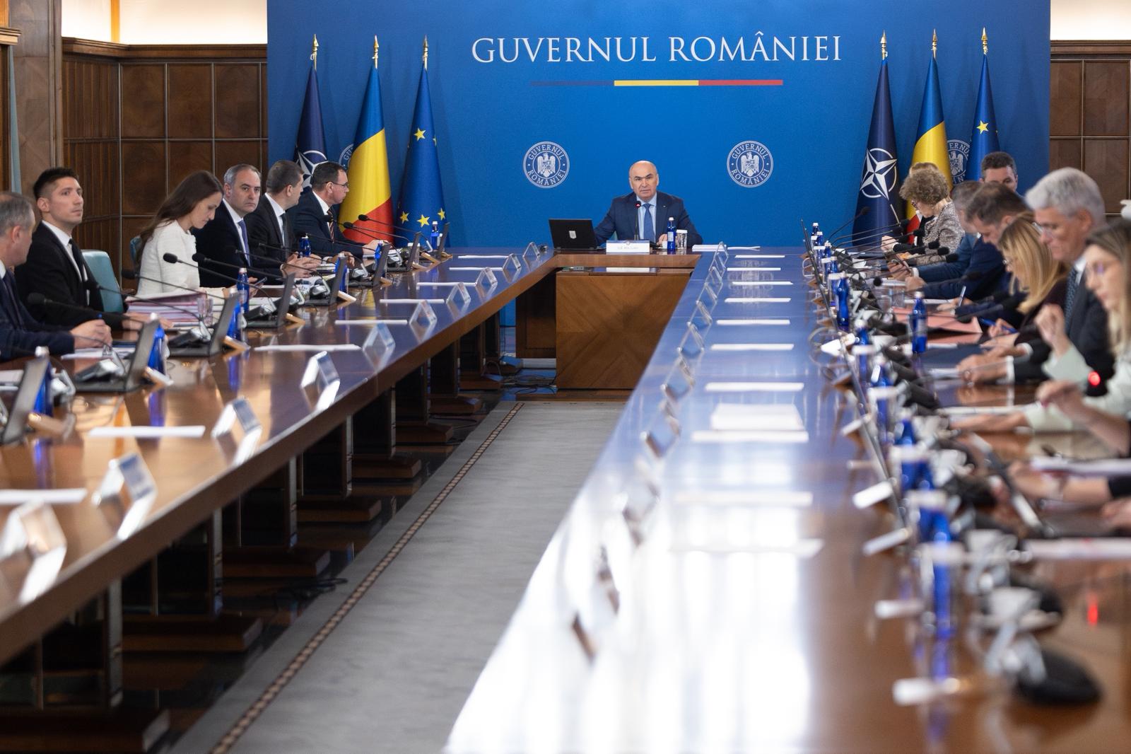 PSD, PNL, USR și UDMR au semnat un acord pentru adoptarea noii legi a salarizării în sectorul public, anunță Administrația Prezidențială