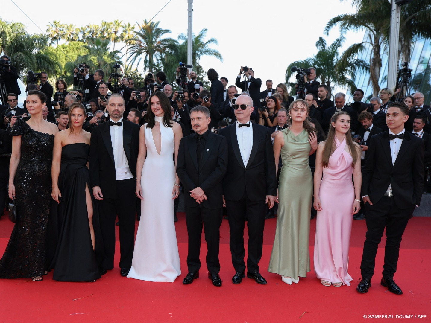 VIDEO. Filmul „Fjord” al lui Mungiu, în care joacă Sebastian Stan, a fost ovaționat timp de 12 minute la premiera de la Cannes: „Mulțumesc pentru că ați avut încredere în mine”